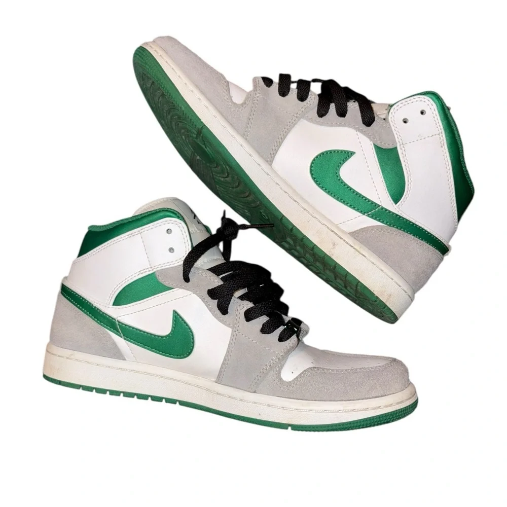 EUC Nike Air Jordan 1 Mid SE in the 'Grey Pine Green' - Picture 2 of 2